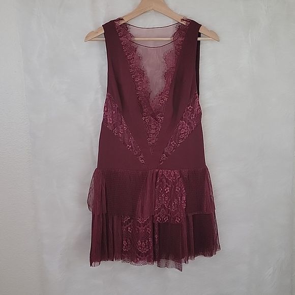 FREE PEOPLE DOVE LACE PANEL CROCHET  DRESS RICH BERRY - Picture 13 of 17